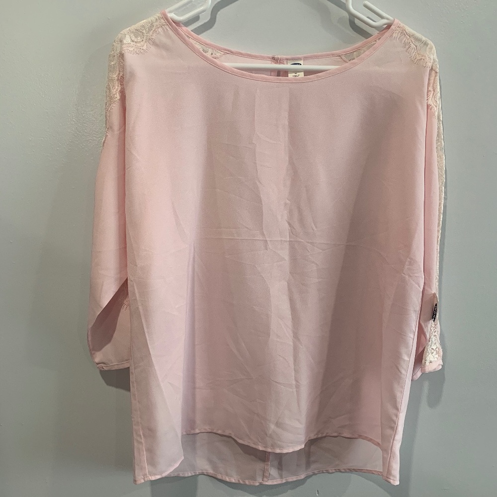 🦋 Cute Pink Lace Blouse